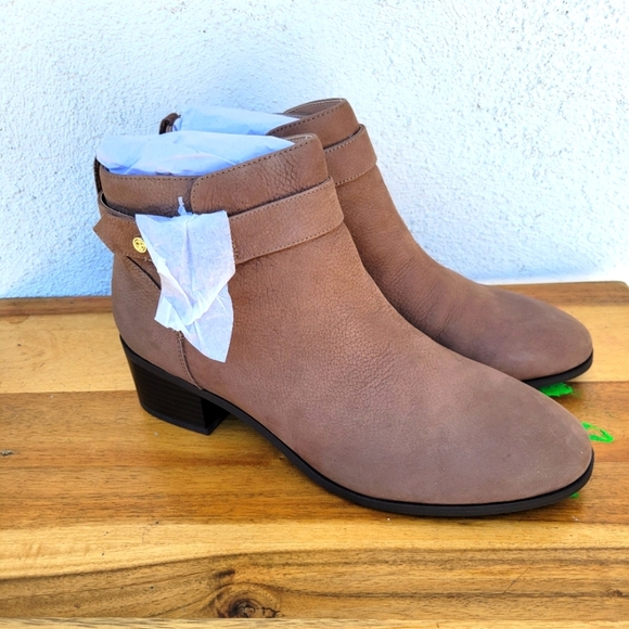 New Giani Bernini Memory Foam Putneyy Taupe Ankle boots Women's Size 10 - Picture 9 of 16